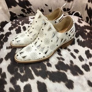 Italian leather slip on loafer NEW!